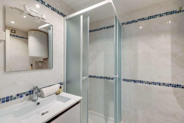 Guestready - Bel Apt A 6 Min Du Metro Gare Du Nord Париж Екстериор снимка