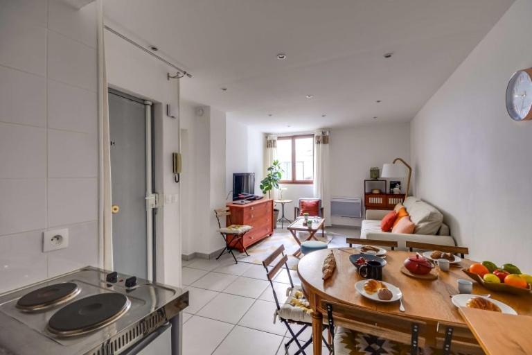 Guestready - Bel Apt A 6 Min Du Metro Gare Du Nord Париж Екстериор снимка